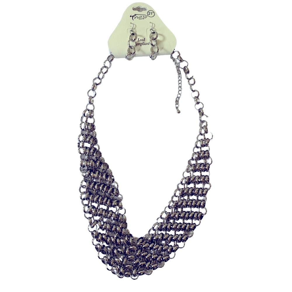 New silver necklace and earrings